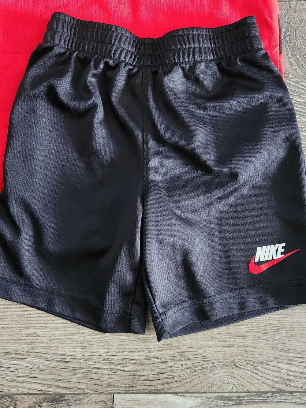 Nike Red and Black Kids Logo Tee & Athletic Shorts Set 4-5 - Picture 4 of 7